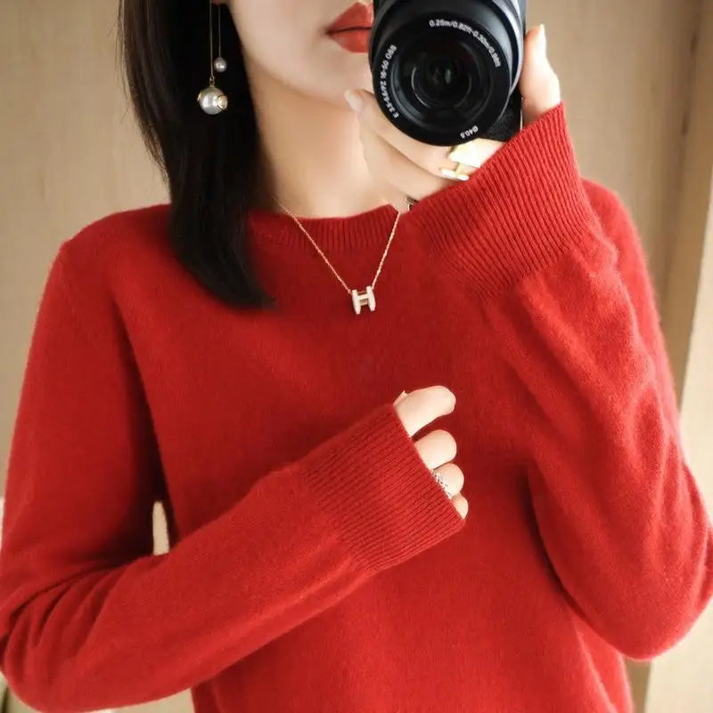Women's Slim Round-Neck Knit Sweater