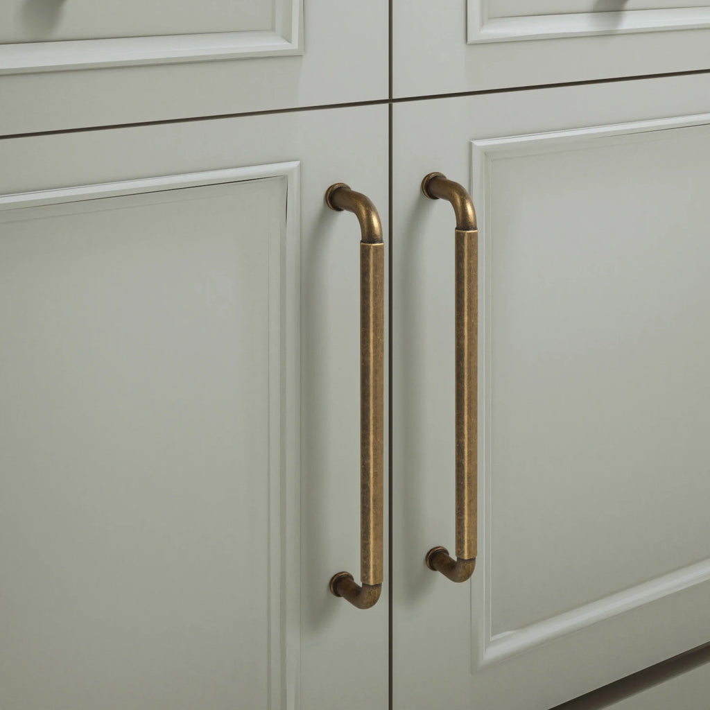 Antique Brass Zinc-Alloy Cabinet Handles – 128 mm Centers