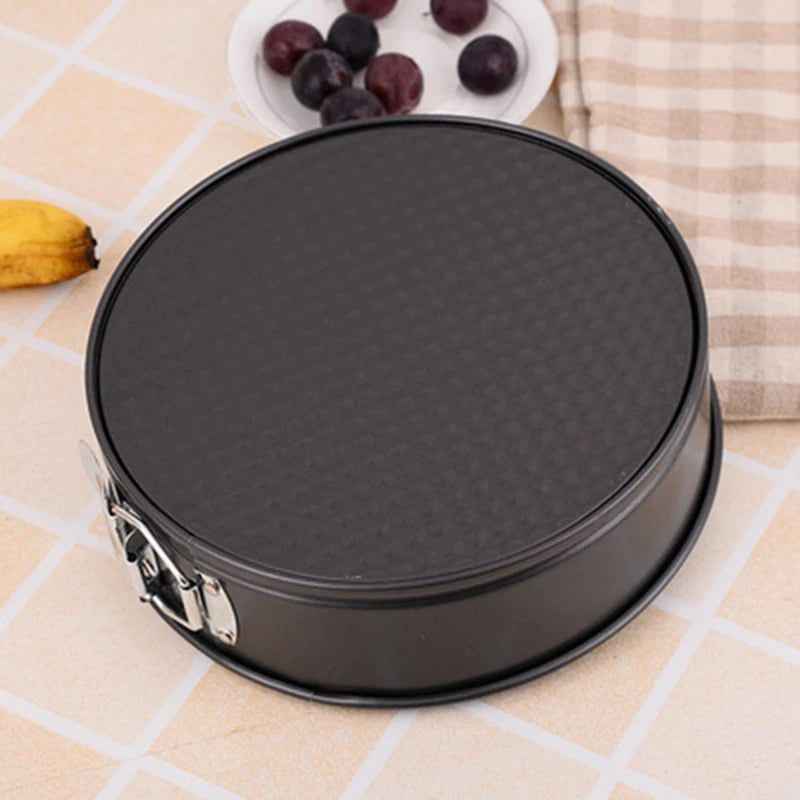 Round Springform Cake Pan with Removable Base