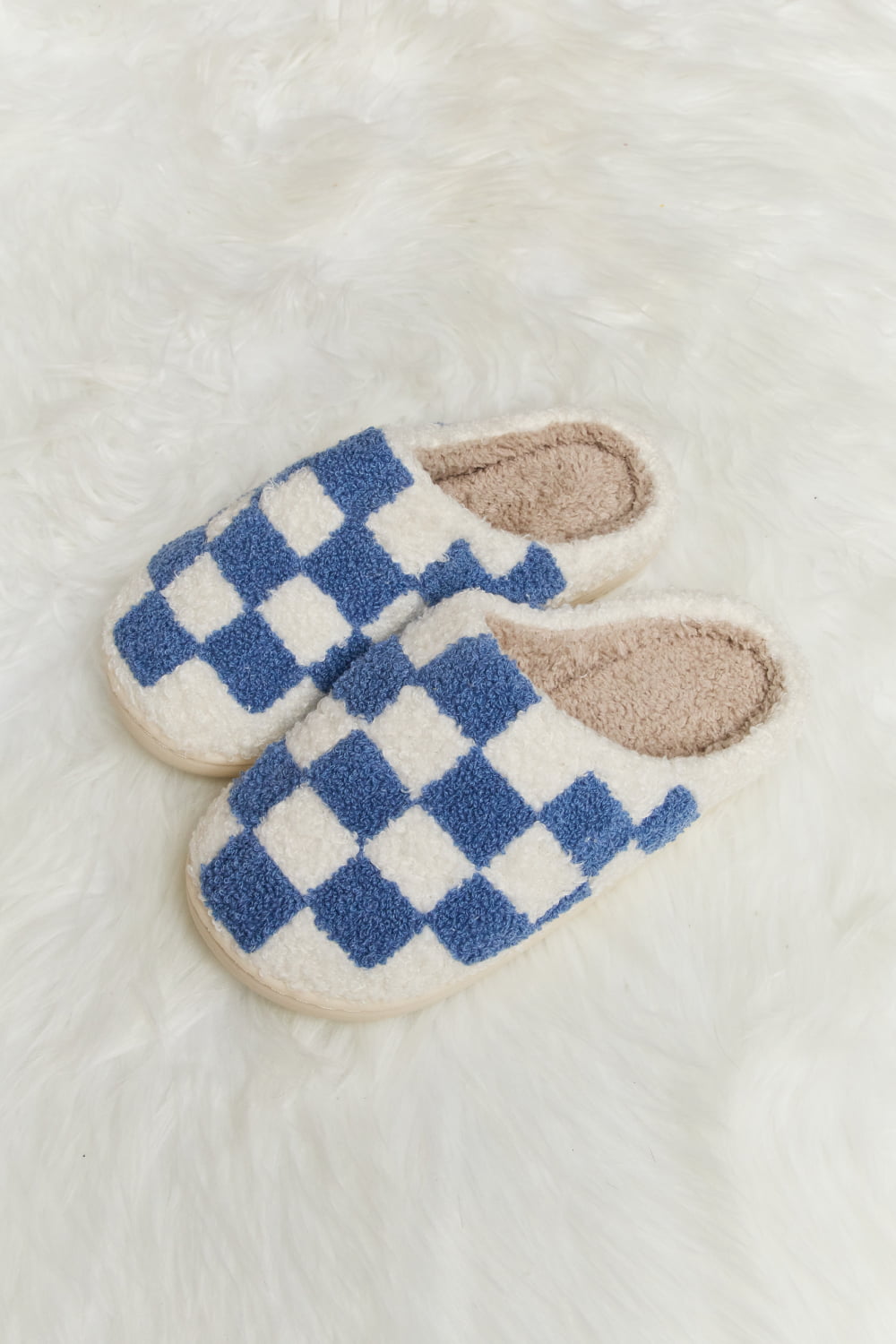 Melody Checkered Print Plush Slide Slippers - Whispering Desires Shoppe