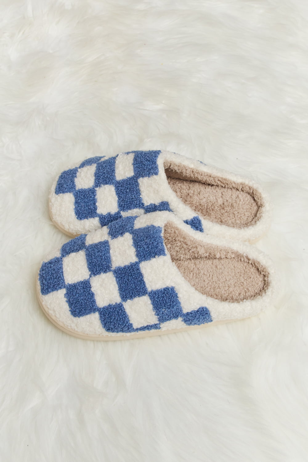 Melody Checkered Print Plush Slide Slippers - Whispering Desires Shoppe